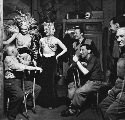 French nightclub, 1955 Nudes & Noises  