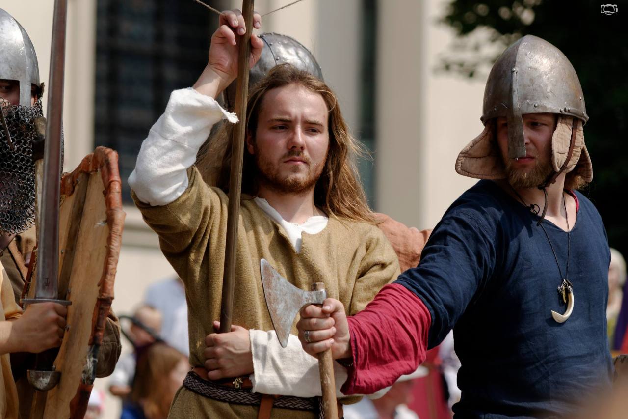 lamus-dworski:   Early medieval Slavs, and guests. Photos taken during an annual