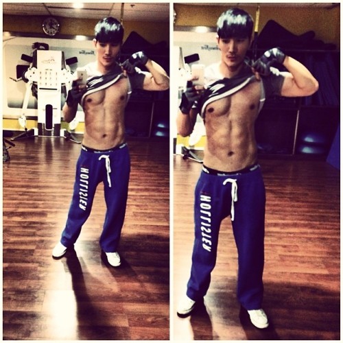 vsians:  www.instagram.com/kixshiho  Someone please tell me how to find him so I can fuck him right now! Hahaha so sexy!