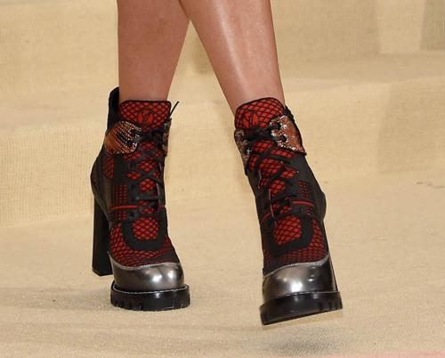 Obsessed with Alicia Vikander’s Louis Vuitton boots at the 2016 Met Gala!