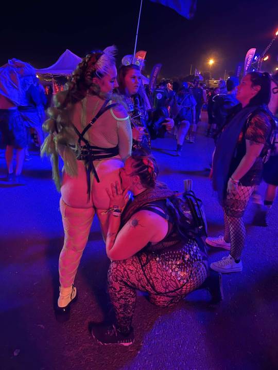 Rave girl ass