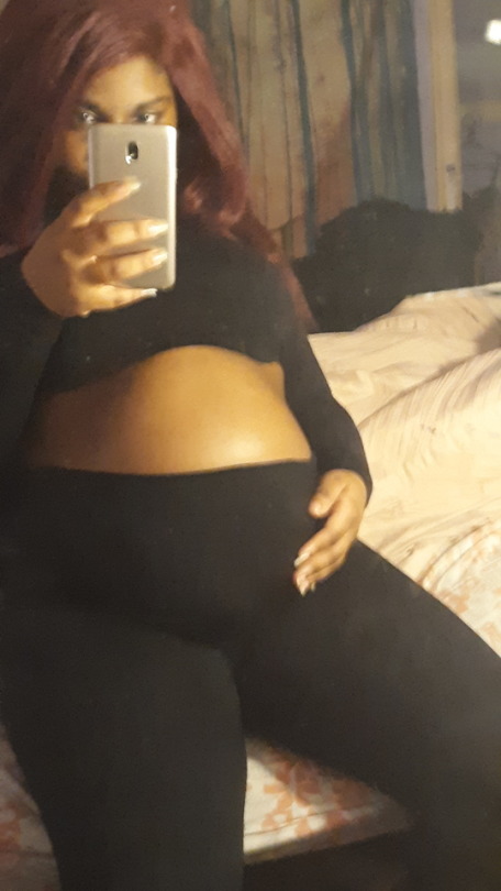 luvchubbibunni:  I feel heavily pregnant with food… my belly hasn’t gone down yet… 