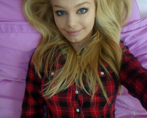 primrosebaby:  I like the plaid. 