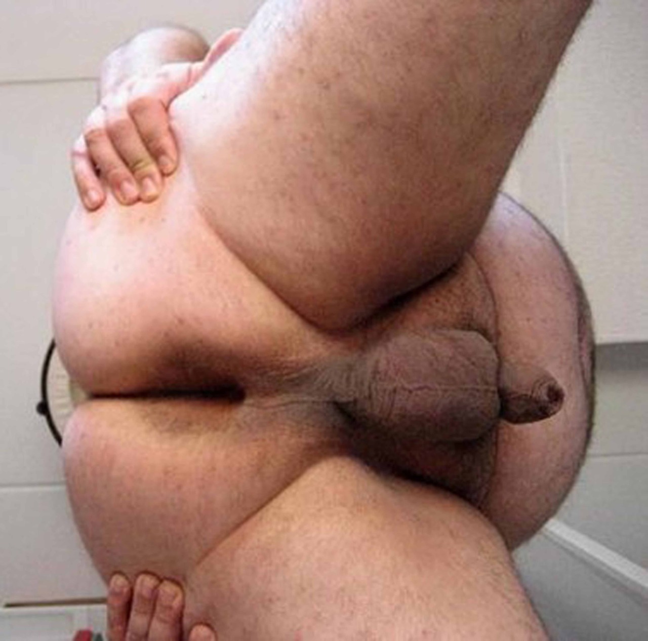 ohhhmydad:  Horhy Dads do kinky things in front of a webcam…watch here 