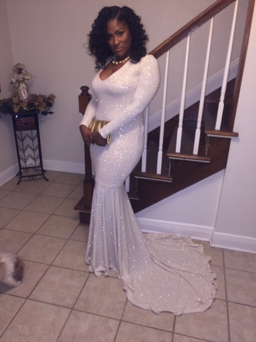 shesacoldpiece: blackfemmerealness: queeniekia: Curvaceous black girls slaying prom2k16 Vol 6. Go ah