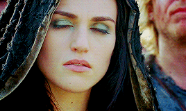 (F) MORGAUSE ★ Merlin Tumblr_opima3HWJM1r6h6yuo3_400