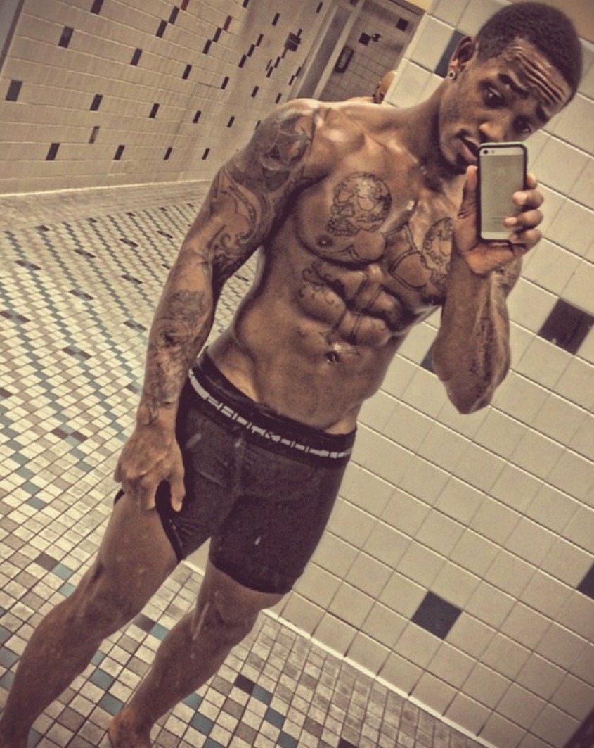 autoswagg:  http://autoswagg.tumblr.com/archive 