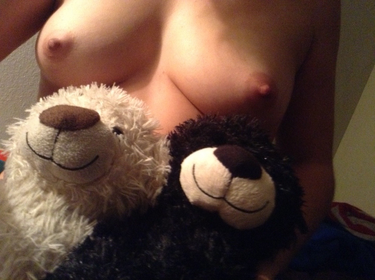 ud0ntn0m3:  Me and my stuffies, Boss and Phil ;-)  Boss and phil are lucky