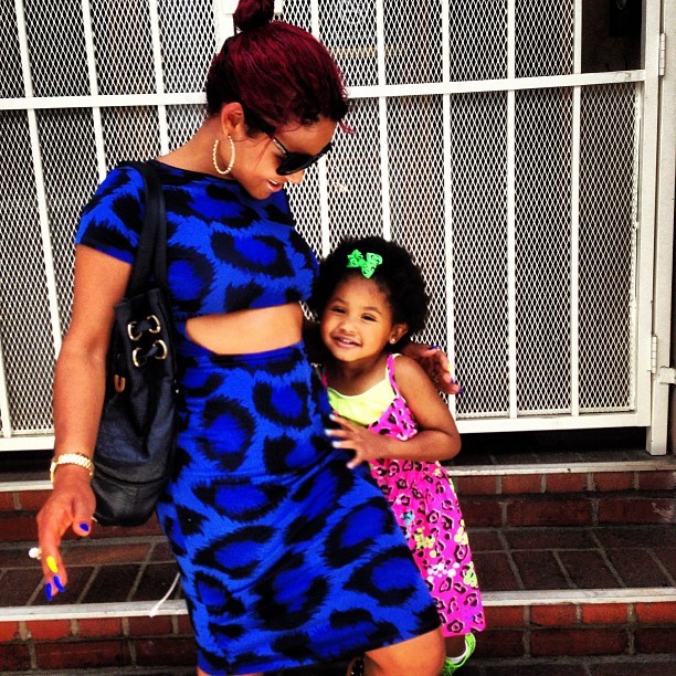 christinamilianofficial:  Violet and I just got our nails done! Now Mommy’s headed
