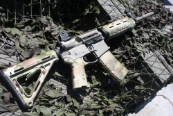 battlefieldvegas:  Multicam M4’s here at Battlefield Vegas