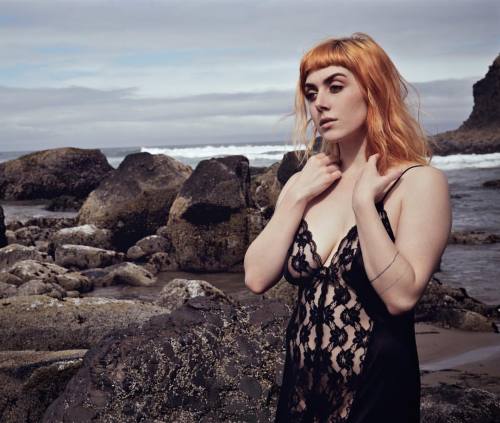 Okay. Last one from the beach with the talented @hemlocckk I really love this series we did. The res