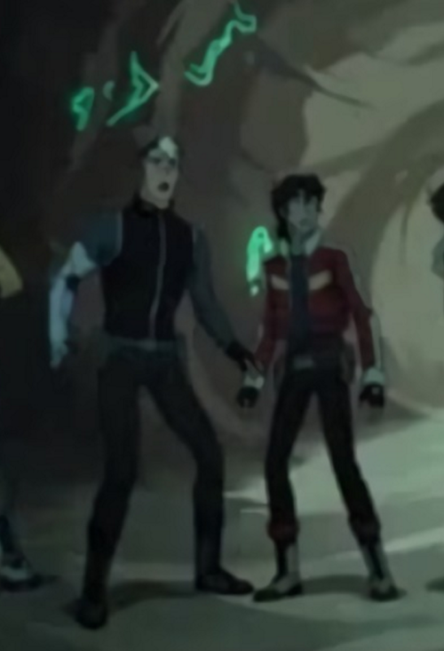 sheith-for-the-soul: Voltron Legendary Defender Ep 1: are they holding hands or not