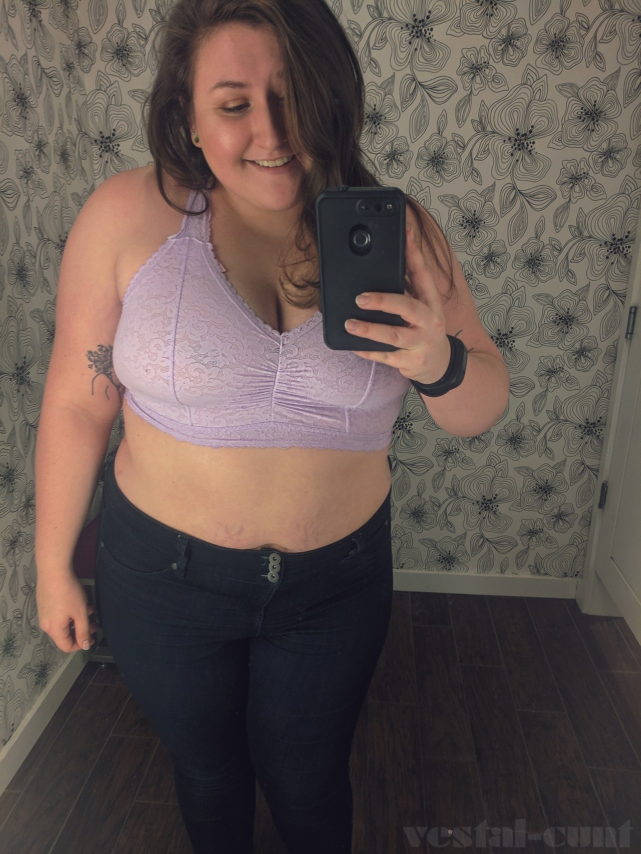 vestal-cunt:  guess!!! who!!! got!!! bralettes!!! that!!! fit!!! her!!! tiddies!!!