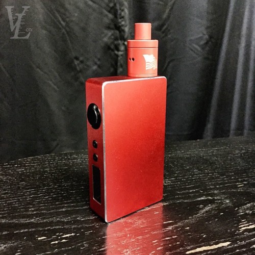 vapelifeco:  Bickin back baping bool  Red Sigelei 150W x Red Tugboat v2  #VapeLifeCo #Sigelei #150W #Tugboat #RDA #BoxMod #RED #VapePorn