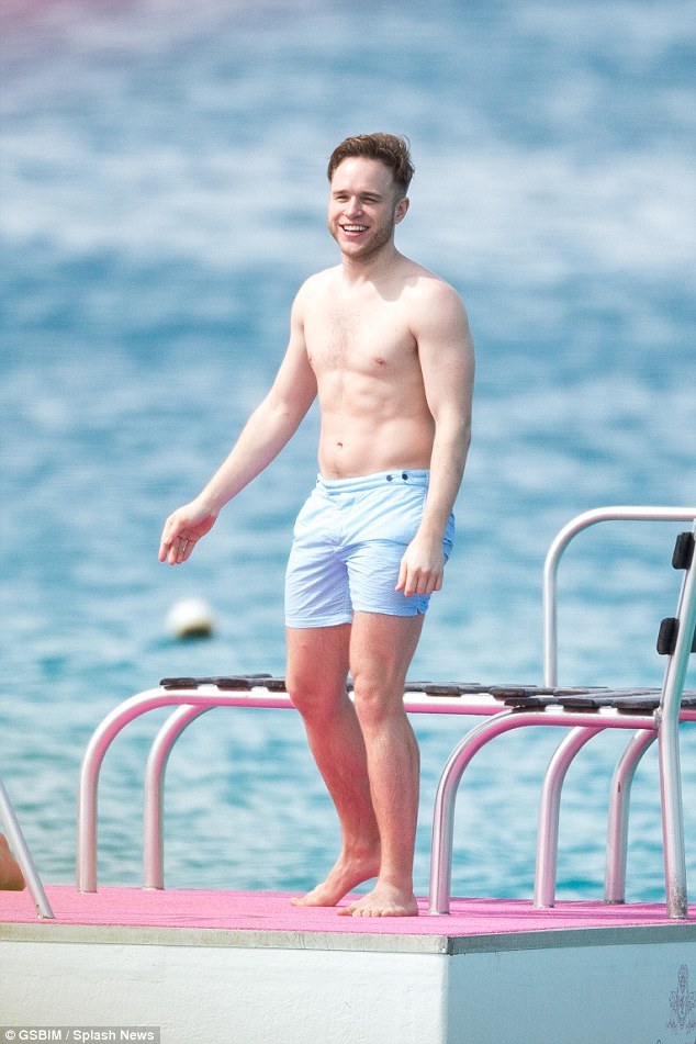 hotfamousmen:  Olly Murs