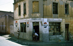 furtho:  Dave Kent’s Cafe District 6, Cape Town, c1970 (via etiennedup) 