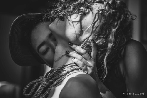 lesbian-butch-femme-erotica: se7enbondage: Steamy scene with Aurora K alt model and photography by T