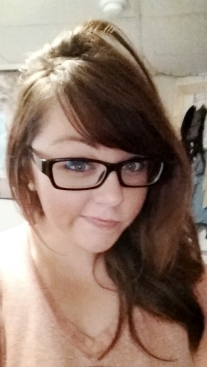 ;-) hey pretty lady