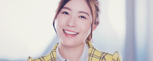 sunshinejurina:SKE senbatsu in yellow outfit in Sentimental train mv 💛💛💛It was also said that Minarun, Naochan and Sally just came to reshoot the dance scene with J so her close up scenes doesn’t look weird. SKE bond 😭😭