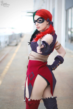 gaming-male-nation:  Harley Quinn by: Destiny