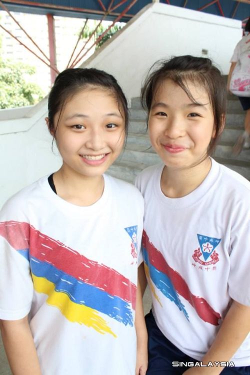 exactlyteenagecloud: alda lee hui wen Anyone know this girl? Can share her contact number, WeChat id