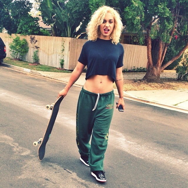 sexbooksandvacations:  IG: palomaford 