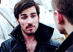 yunuen:captain swan + captain charming (aka hook is so done with this fucking family)