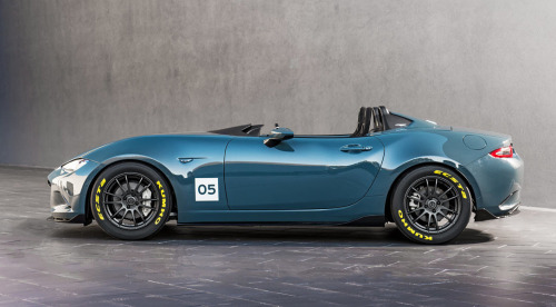 therealcarguys: MX-5 Speedster concept [1087x600] If only I could drive one. - amzn.to/1bxGVM