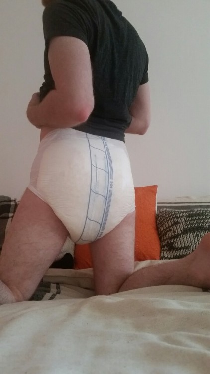 thelittlevryk:  Surprisingly, I woke up and my diaper was all wet 