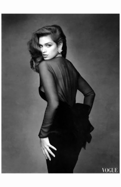 chicinsilk:RIP Monsieur Patrick Demarchelier 🖤 (1943-2022)Cindy Crawford Vogue Paris October 1987Photo Patrick Demarchelier