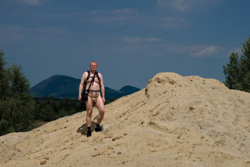 naturistsmile: Dune. I am happy for every like or reblog. If you love to be naked too, send me a mes