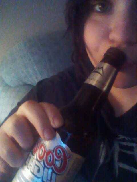 oh-shit-coool:  Drinkin me a coors light and watchin some star wars =)