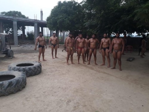 popsixsquishcicerolipschitz:    Rimple AulakhKushti akhara kohali Amritsar Punjab