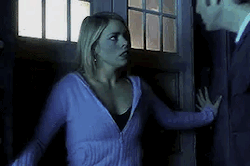 ineffablebadwolf:life-in-the-tardis:Can we talk about that fact that The Doctor most definitely could have grabbed Rose’s shoulders to pull her out of the way but noooooooo. He grabbed right there ;)))))Force of habit 