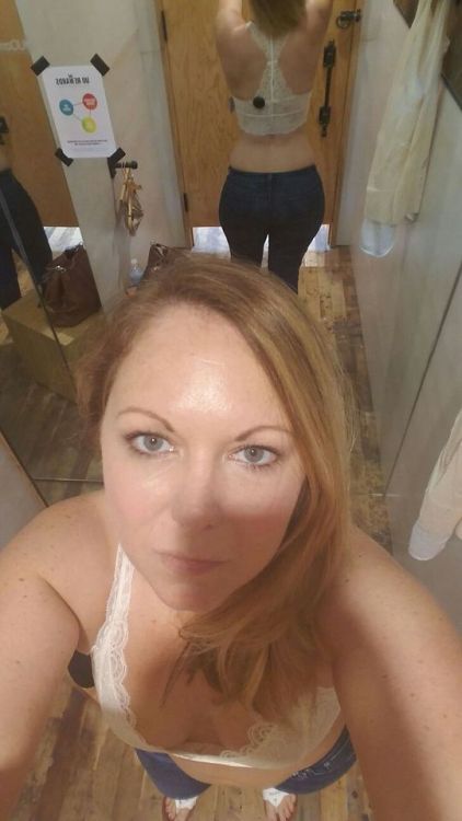 shannonshowseverything:  Shannon Kay from Dallas exposed in dressing rooms part 2