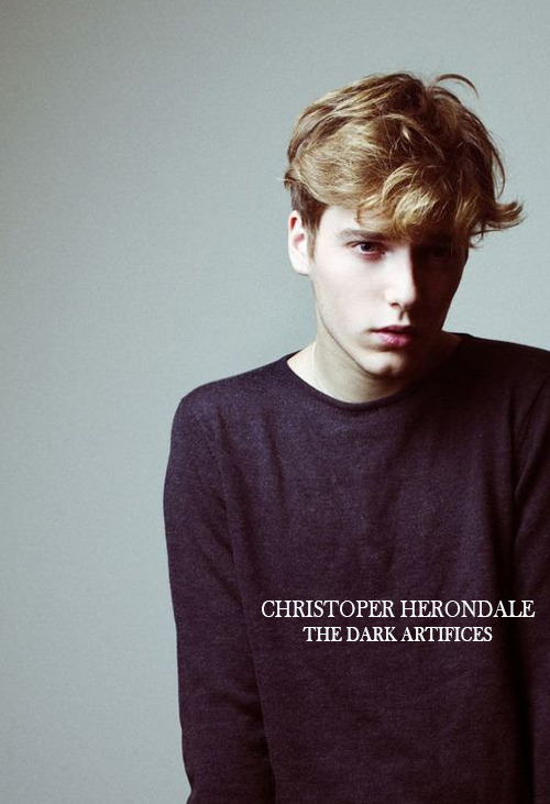 cordeliaheronstairsx: Christopher Herondale“He let the shirt fall and grabbed a Tupperware con
