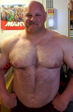 Beefy Furry Daddy