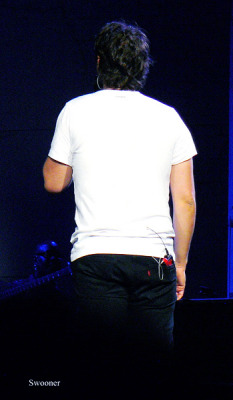 malecelebbuttlover:  Josh Groban American