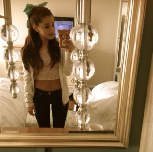 adventurer-in-dreamland:  Ariana Grande has the perfect body. End of story. 