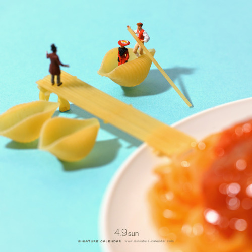 youngmanonaspree:Tatsuya Tanaka’s Miniature Calendar