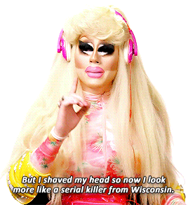 trixiesmattel: (x)