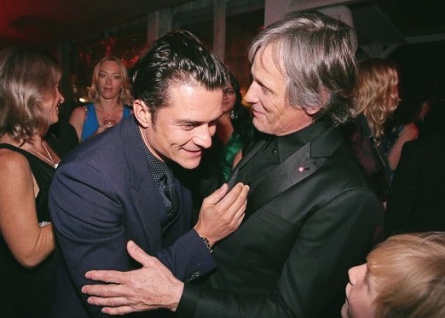 l-o-t-r:Cast Reunion: Orlando Bloom & Viggo Mortensen greet each other at Cannes Film Festival (