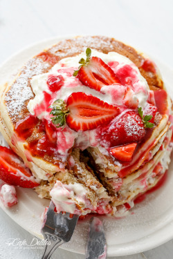 do-not-touch-my-food:    Strawberry Shortcake