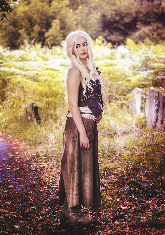 hjsteele:  starparticles:  My all time favorite pictures/photoshoot of me as Dany