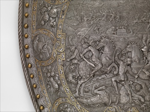 its-caesar-bitch: via-appia: Shield of Henry II of France (reigned 1547–59). The battle scene 
