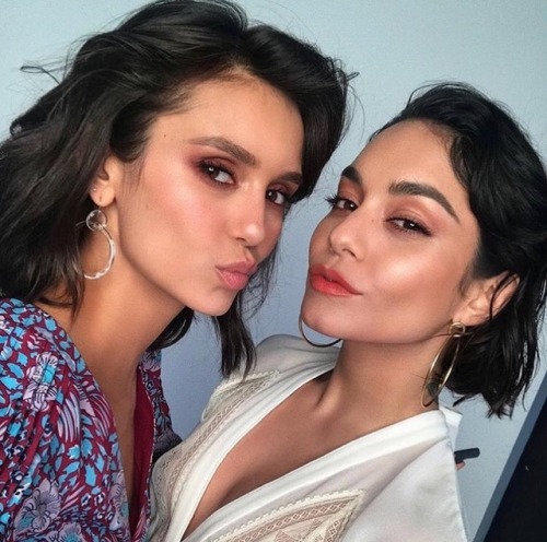 Nina Dobrev and Vanessa Hudgens share this flawless selfie as the two get ready to do some promo for