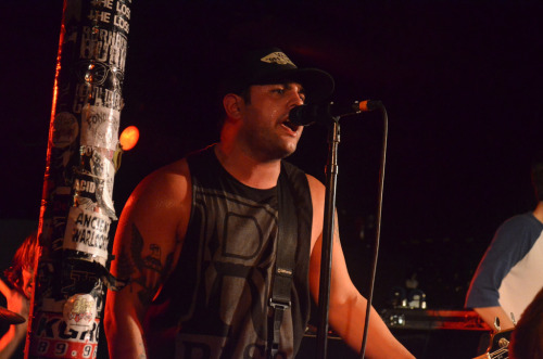 toxicremedy:  Man Overboard (by sarinamariee)