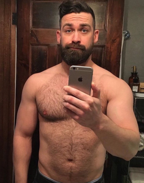 Sex touch-my-beard:  Http://touch-my-beard.tumblr.com pictures