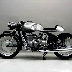 combustible-contraptions:  BMW 500 Cafe Racer 
