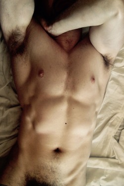 undiesnow:  theonlylivingboyinnewyork:  Stay in bed cause it’s Sunday.  Rock Hard Dicks